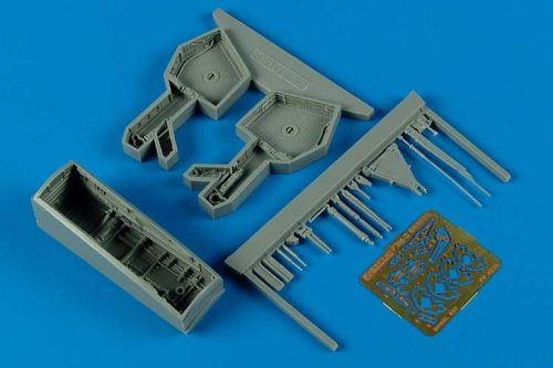 Aires - F3H-2 Demon wheel bay for Hobby Boss