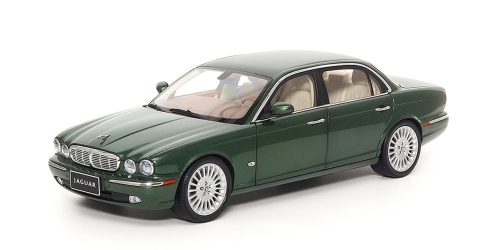 Almost-Real - 1:18 JAGUAR XJ6 (X350) – RACING GREEN - ALMOST REAL