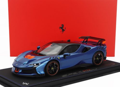 Bbr-Models - FERRARI SF90 XX STRADALE 2024 - CON VETRINA - WITH SHOWCASE BLU ELETTRICO - BLUE MET ORANGE BLACK