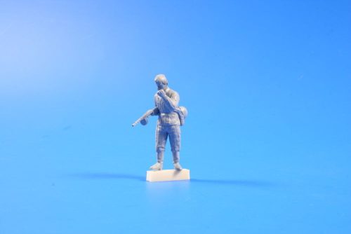 CMK - Soviet Soldier with Machinegun (1Fig.)