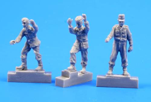 CMK - German A4/V2 missile launch platform personnel,WW II (3 Figures)