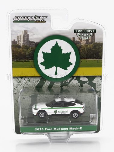 Greenlight - FORD USA MUSTANG MACH-E NYCD OF PARKS 2023 WHITE GREEN