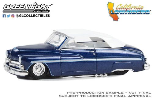 Greenlight - 1:64 Mercury Eight Chopped Top Convertible 1950 - Dark Blue Metallic with Light Blue Pinstripes and White Top - California Lowriders Series 4 - GREENLIGHT