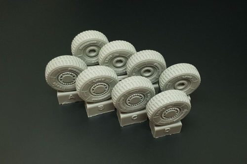 Hauler - JGSDF Type 16 Wheels (Aoshima kit)