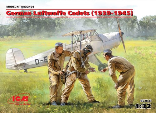 ICM - German Luftwaffe Cadets 1939-1945 3 Figure