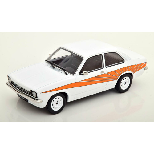 Kkscale - 1:18 Opel Kadett C Swinger 1973 White / Orange