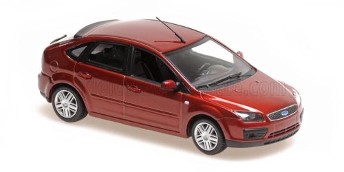 Minichamps - FORD ENGLAND FOCUS 2004 RED MET