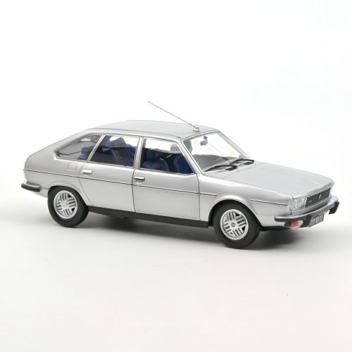 NOREV - 1:18 Renault 30 TX 1979 - Silver - NOREV