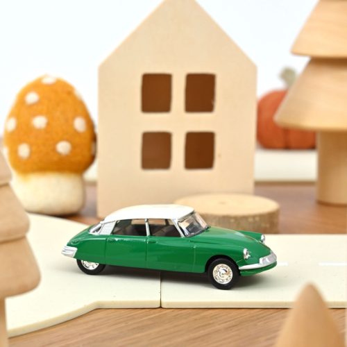 NOREV - 1:64 Citroen DS 19 1958 Green/White roof (1:58) - NOREV