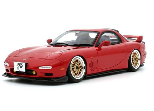 Otto mobile - 1:18 MAZDA RX7 KHYZYL SALEEM RED 2020