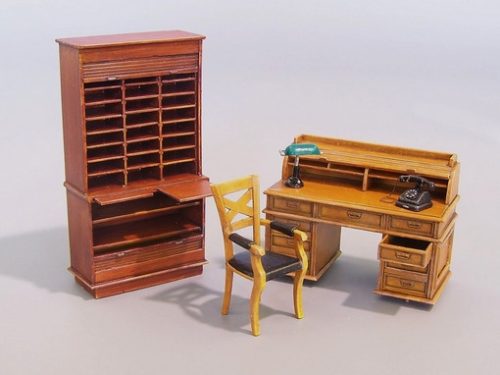 Plus model - Office furniture