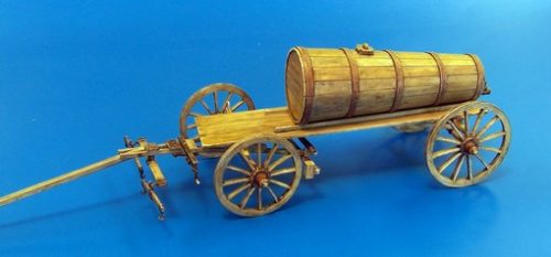 Plus Model - Hay wagon with wooden tank