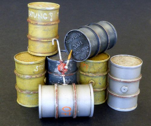 Plus model - German fuel barrels