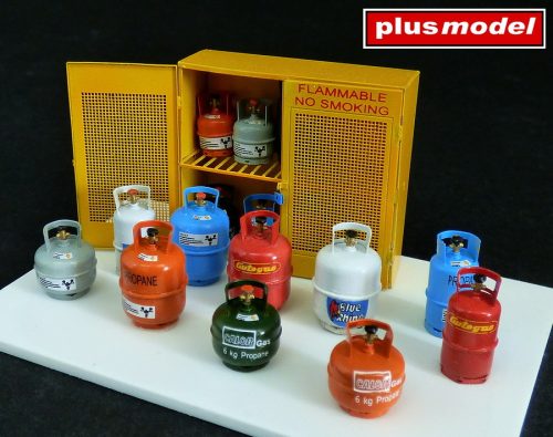 Plus Model - Gas bottles