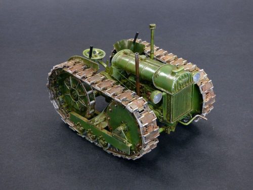 Plus model - Fordson N Roadless crawler