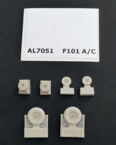 Plus model - F-101A/C Woodoo wheels