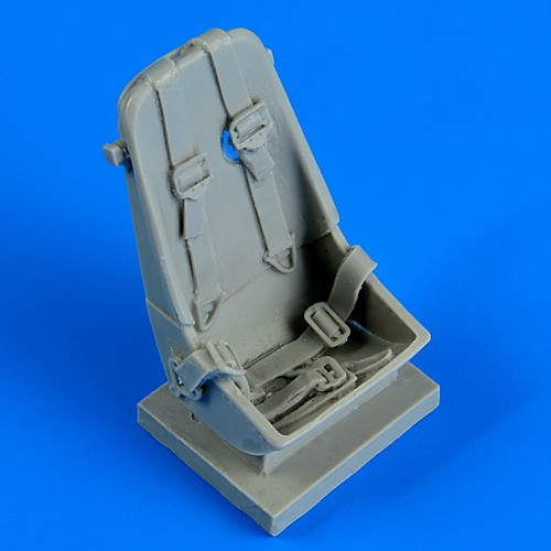 Quickboost - Me 163B seat with safety belts for Meng