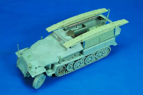 Royal Model - Sd.Kfz. 251/7 Ausf. C part 1 (for Dragon kit)