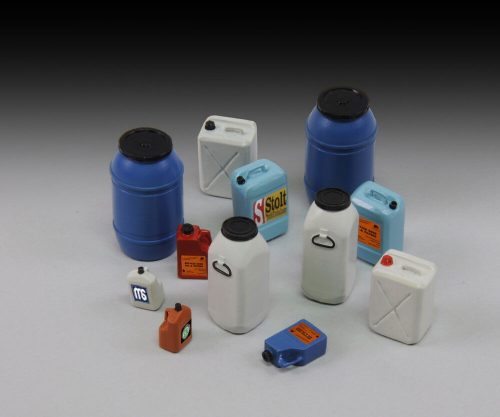 Royal Model - Plastic chemical/water containers & bottles