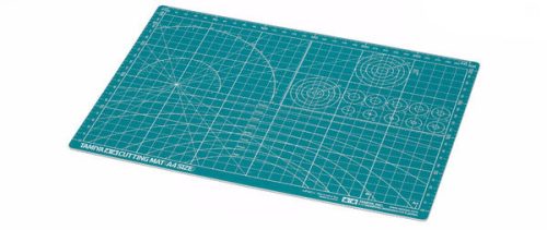 Tamiya - Cutting Mat A4 Size Green (210mm x 297 mm)