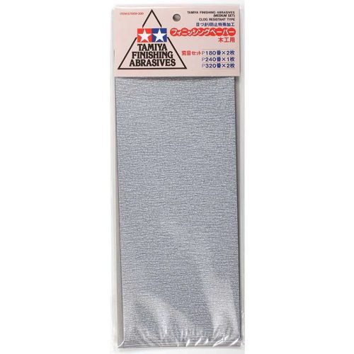 Tamiya - Finishing Abrasives Medium Set 2 x P 180; 1 x P 240  2 x
P 320 Grit