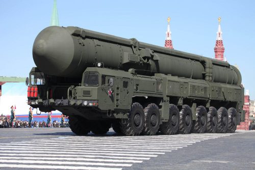 Trumpeter - 15U175 TEL of RS-12M1 Topol-M ICBM complex